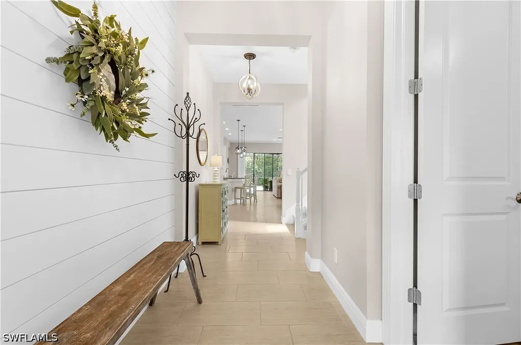 4111 Raffia Drive Naples FL 34119