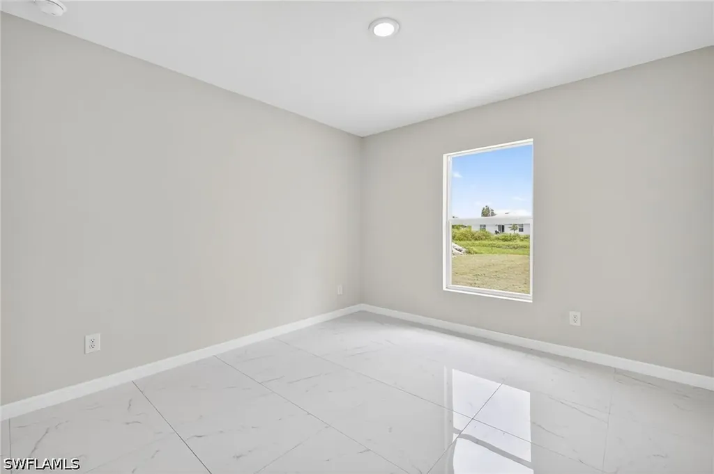 569 Aspen Avenue S Lehigh Acres FL 33974