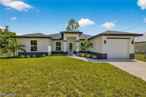 569 Aspen Avenue S Lehigh Acres FL 33974