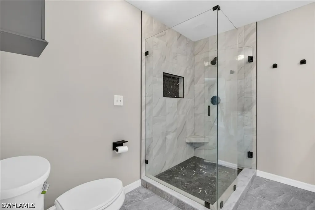 9836 Luna Circle Naples FL 34109