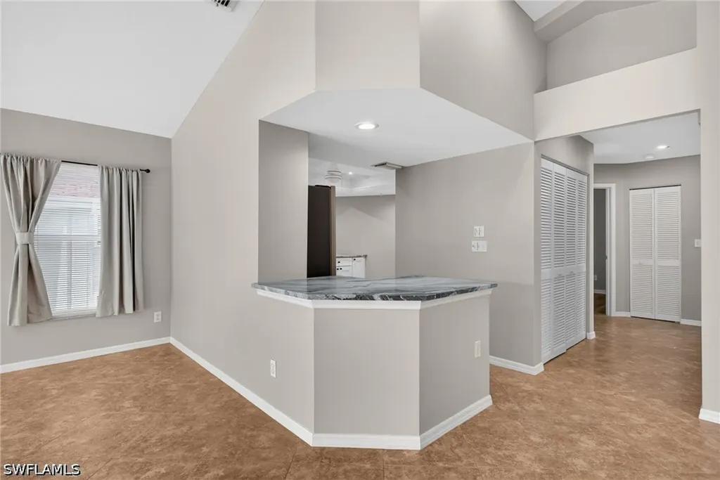 9836 Luna Circle Naples FL 34109