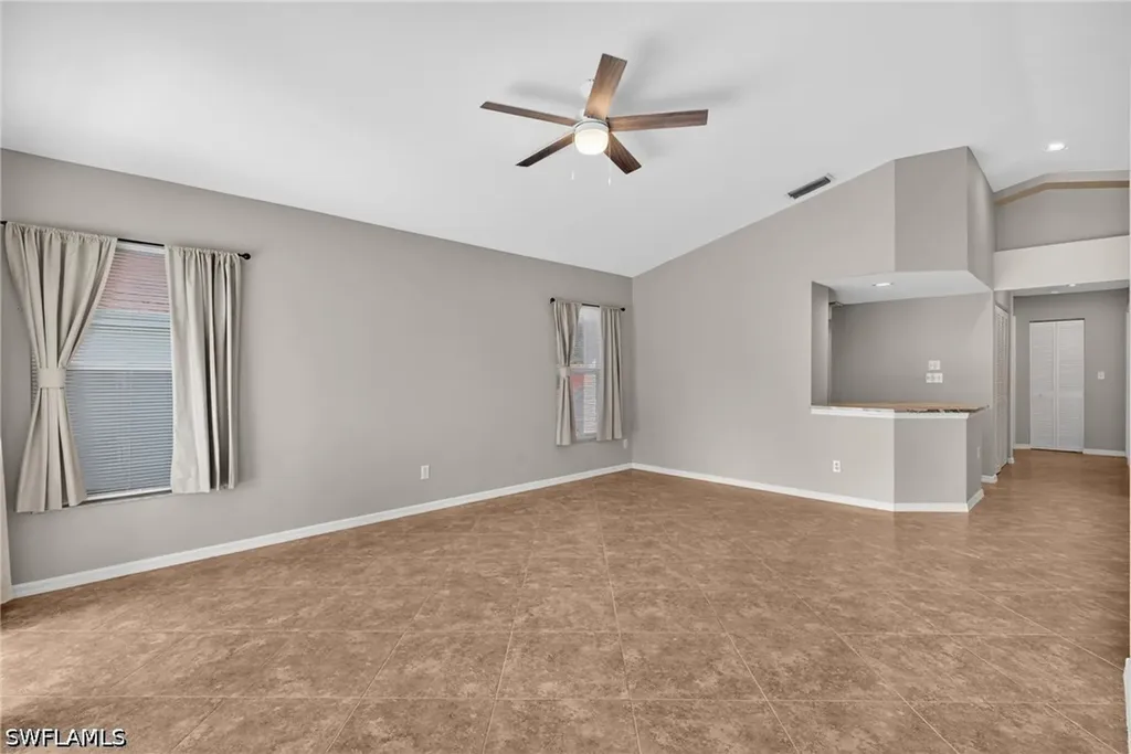 9836 Luna Circle Naples FL 34109