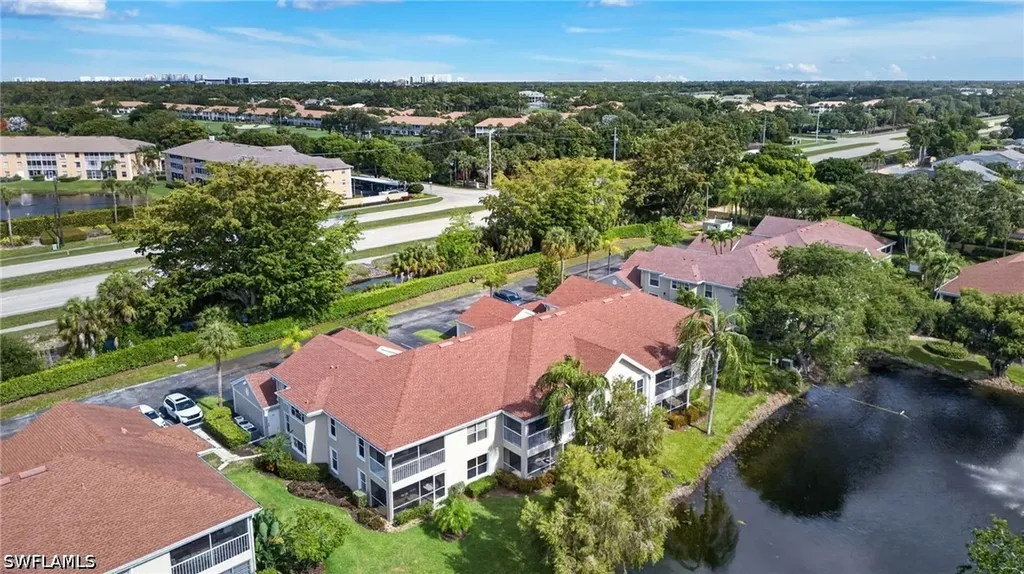 9836 Luna Circle Naples FL 34109