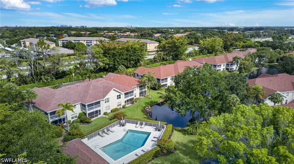 9836 Luna Circle Naples FL 34109