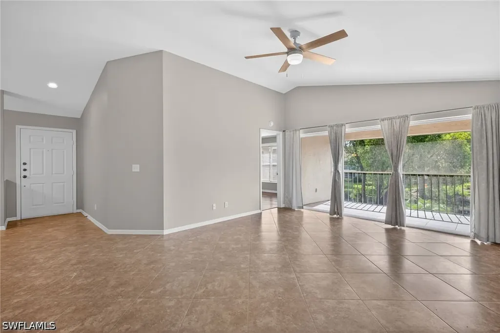 9836 Luna Circle Naples FL 34109