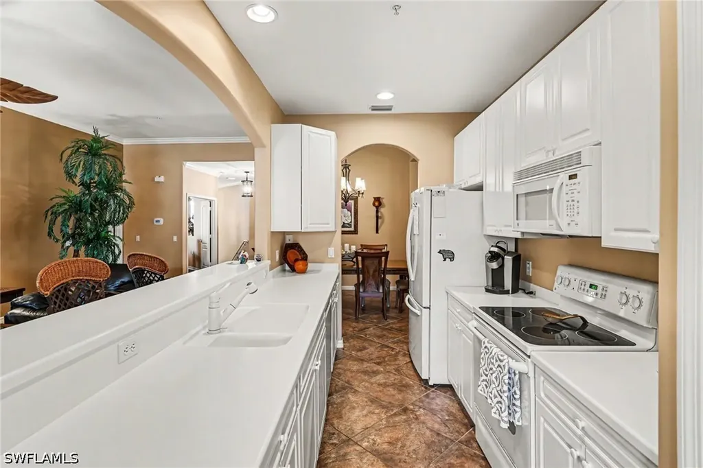 1230 Sweetwater Lane Naples FL 34110