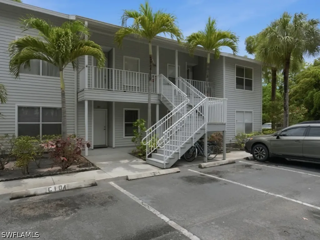 1901 Courtyard Way Naples FL 34112