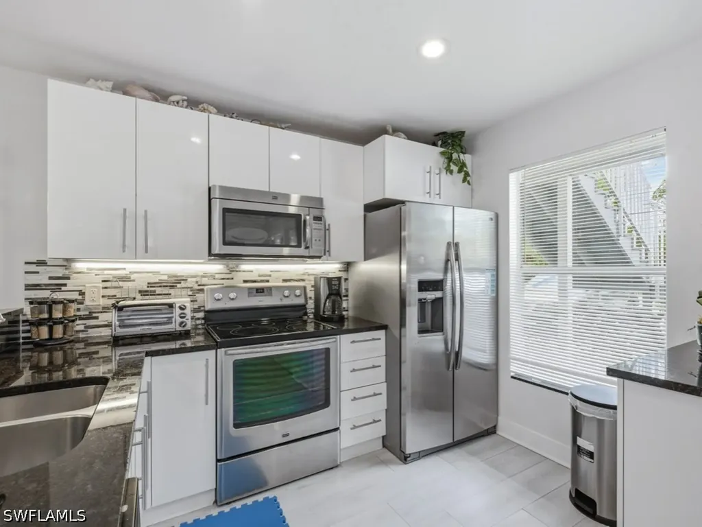1901 Courtyard Way Naples FL 34112