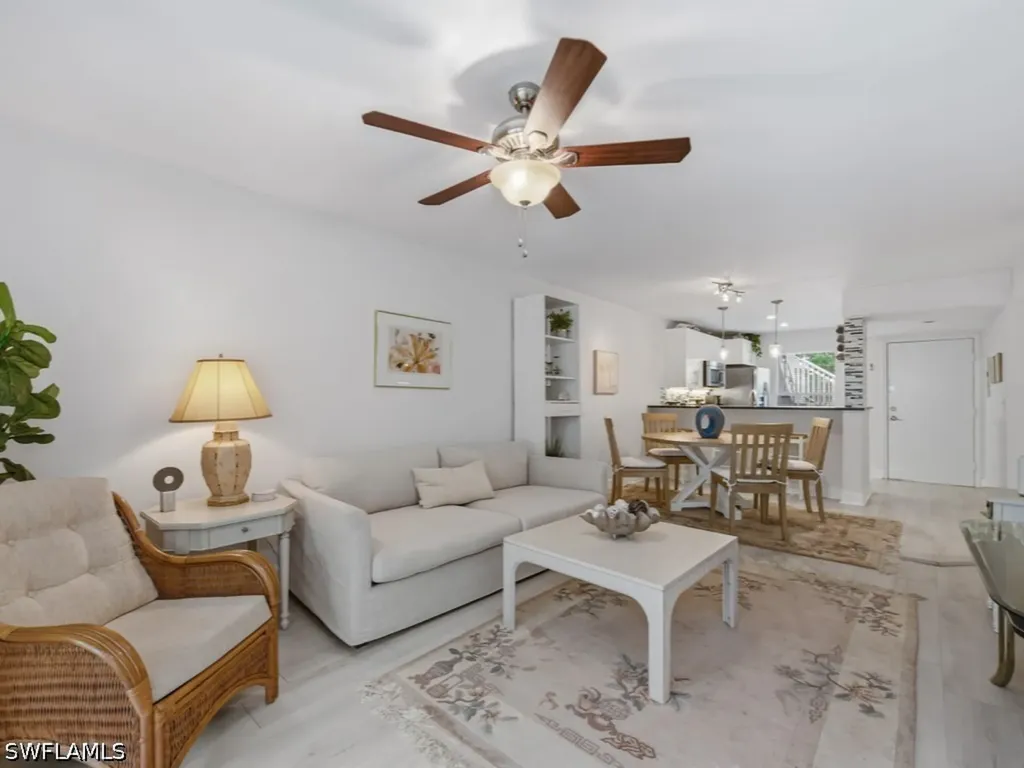 1901 Courtyard Way Naples FL 34112