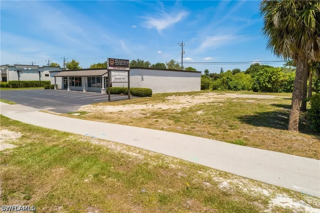 12538 Palm Beach Boulevard Fort Myers FL 33905