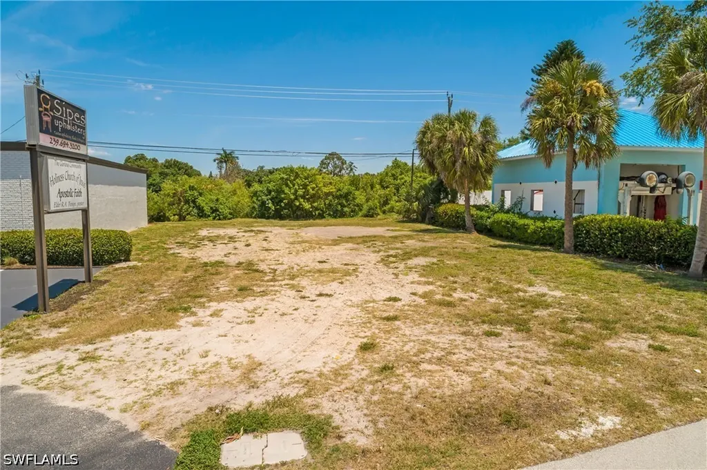 12538 Palm Beach Boulevard Fort Myers FL 33905