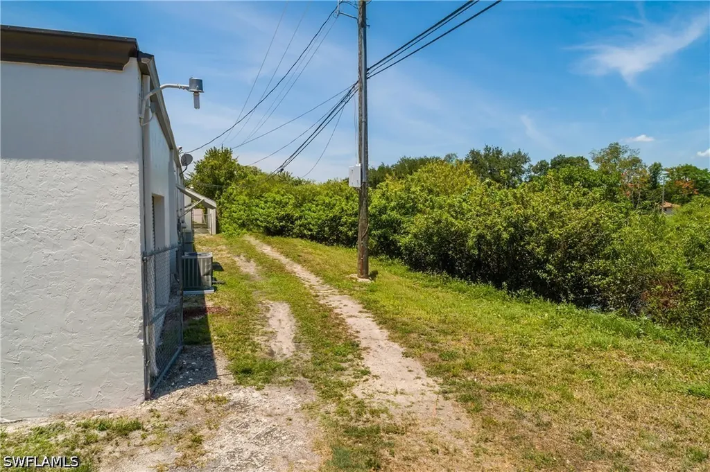 12538 Palm Beach Boulevard Fort Myers FL 33905