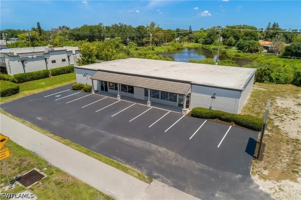 12538 Palm Beach Boulevard Fort Myers FL 33905