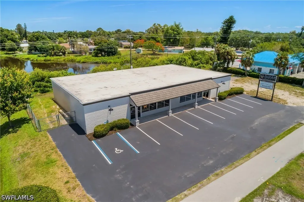 12538 Palm Beach Boulevard Fort Myers FL 33905