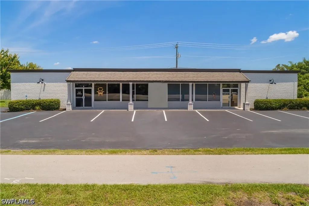 12538 Palm Beach Boulevard Fort Myers FL 33905