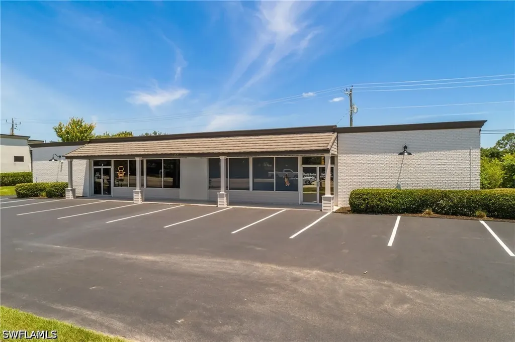 12538 Palm Beach Boulevard Fort Myers FL 33905