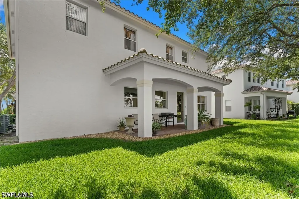 2075 Par Drive Naples FL 34120