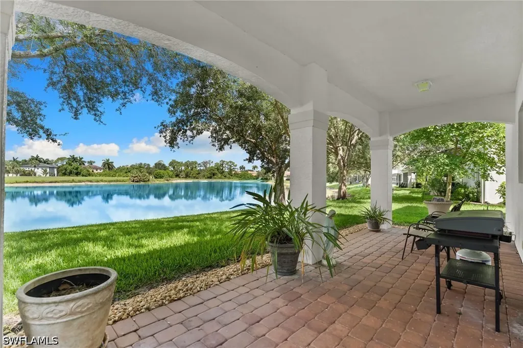 2075 Par Drive Naples FL 34120