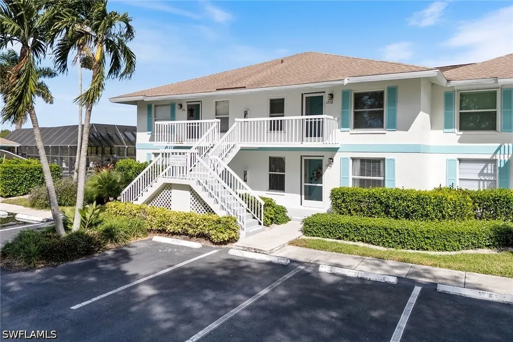 1375 Mainsail Drive Naples FL 34114