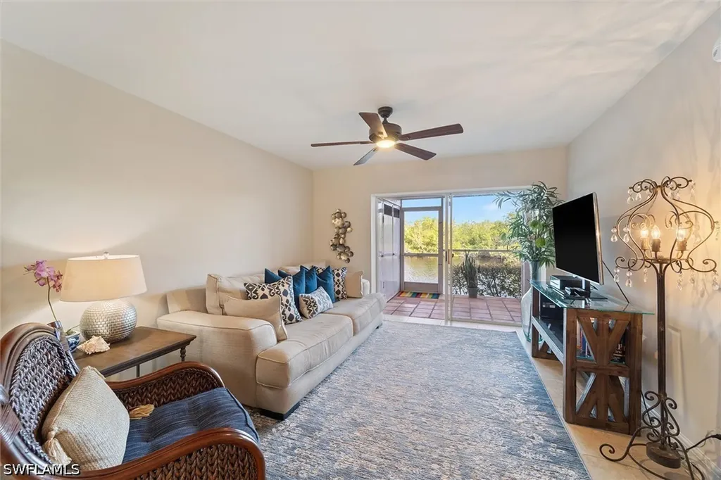 1375 Mainsail Drive Naples FL 34114