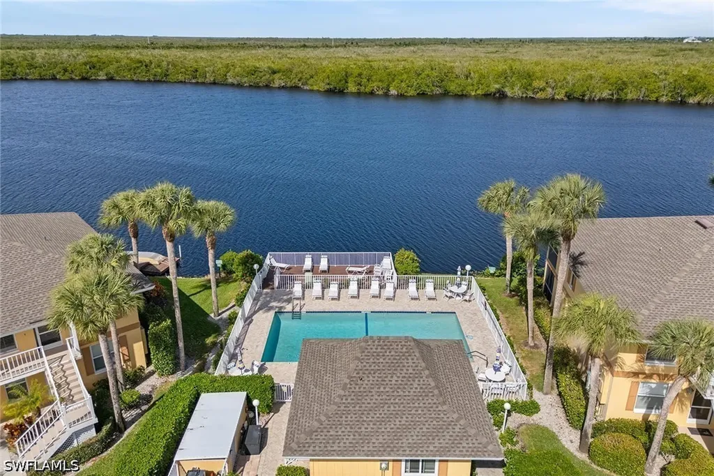 1375 Mainsail Drive Naples FL 34114