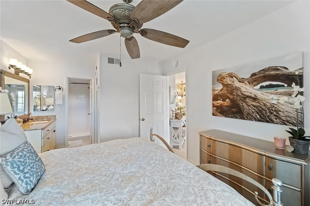1375 Mainsail Drive Naples FL 34114