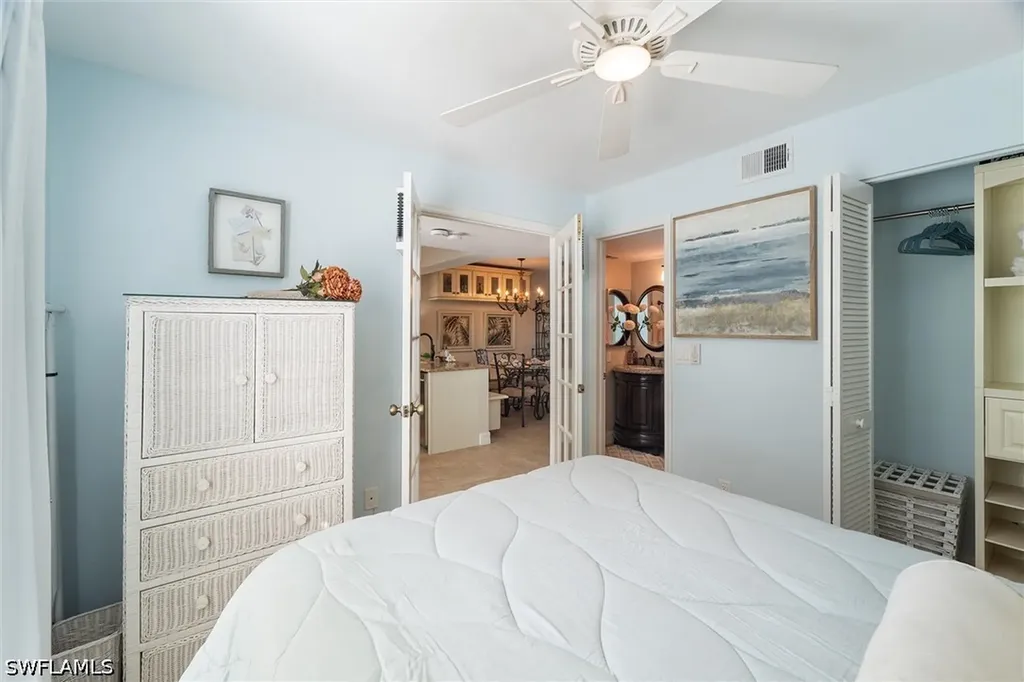 1375 Mainsail Drive Naples FL 34114