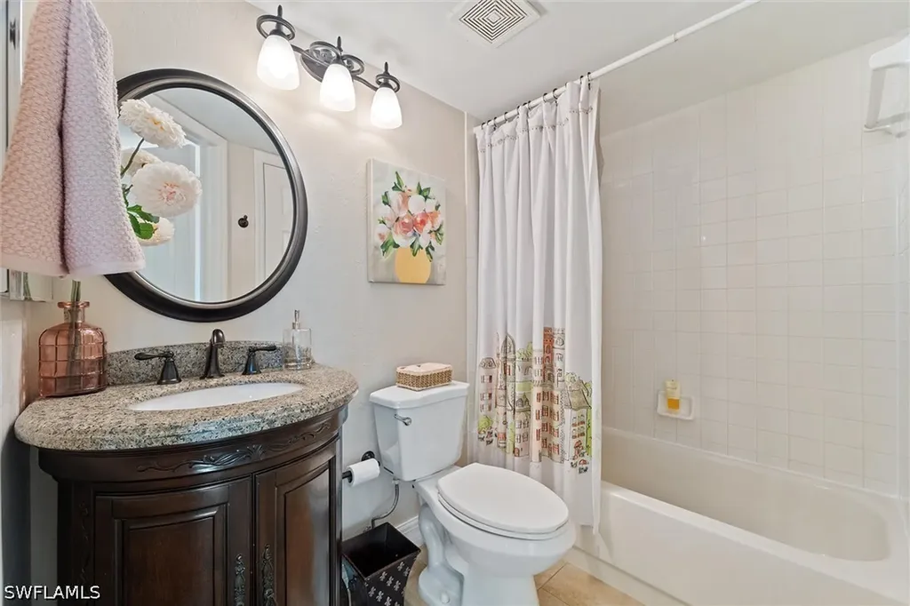 1375 Mainsail Drive Naples FL 34114