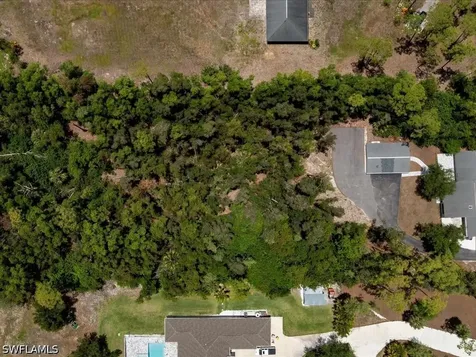 6800 Bottlebrush Lane Naples FL 34109