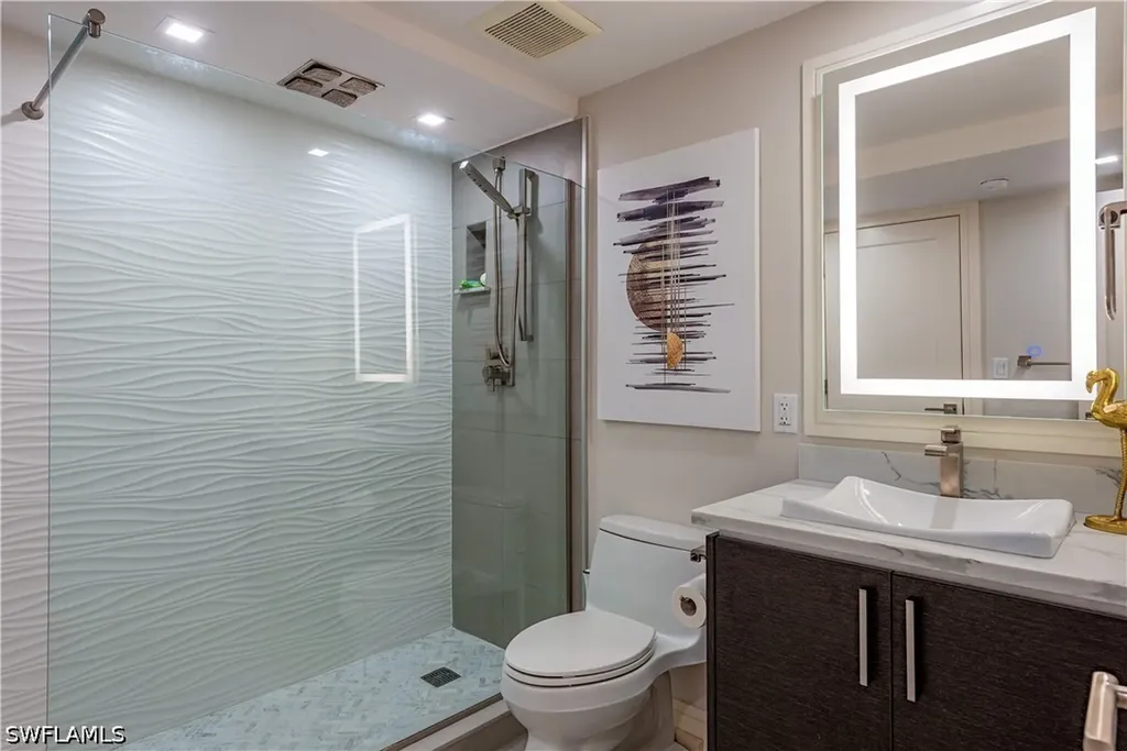 10951 Gulf Shore Drive Naples FL 34108