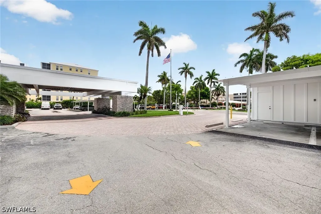3443 Gulf Shore Boulevard N Naples FL 34103