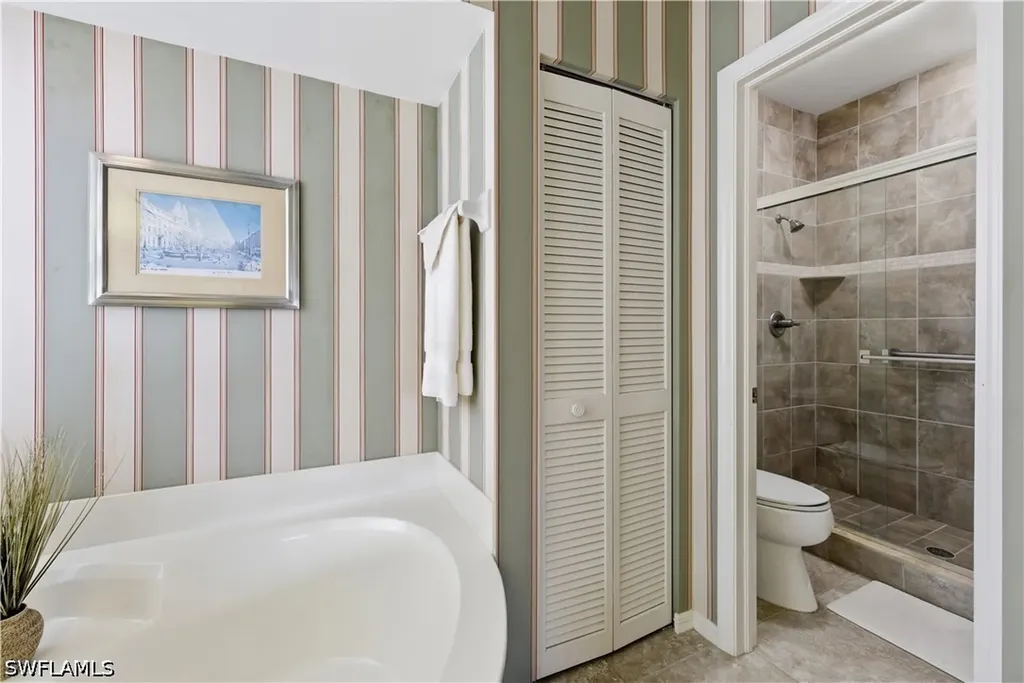 27038 Oakwood Lake Drive Bonita Springs FL 34134