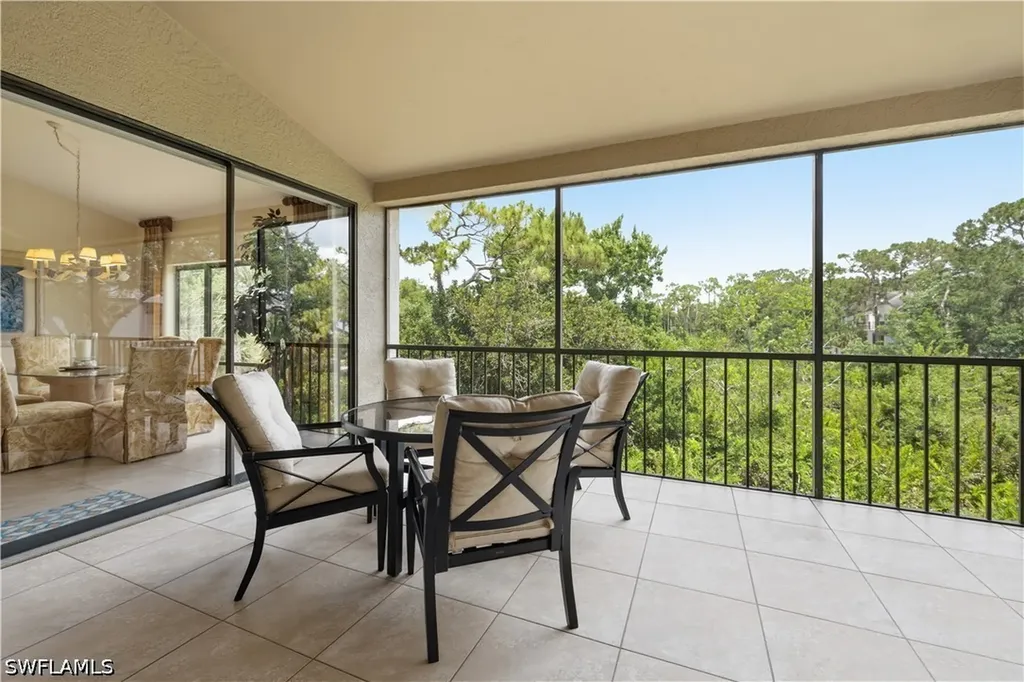 27038 Oakwood Lake Drive Bonita Springs FL 34134