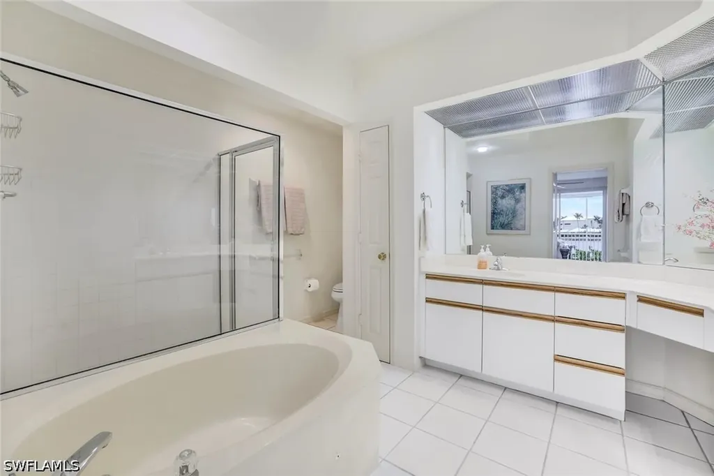 9380 Gulf Shore Drive Naples FL 34108