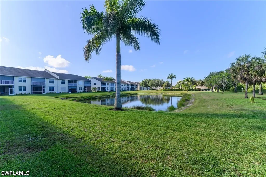 350 Newport Drive Naples FL 34114