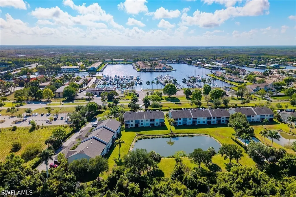 350 Newport Drive Naples FL 34114