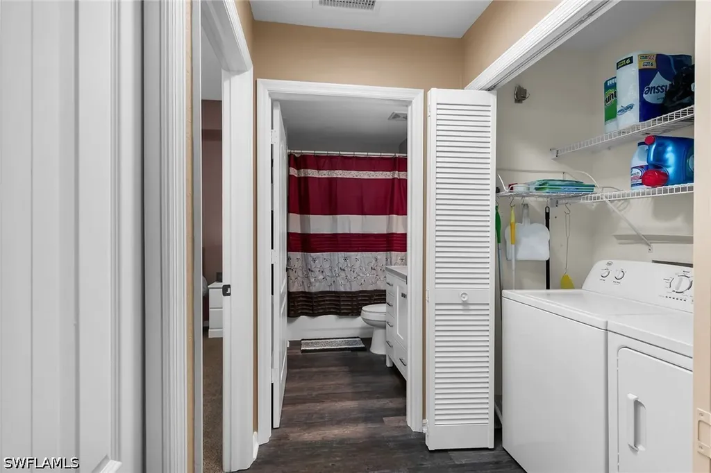350 Newport Drive Naples FL 34114