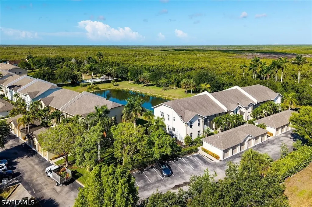 350 Newport Drive Naples FL 34114