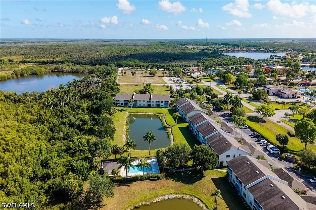 350 Newport Drive Naples FL 34114