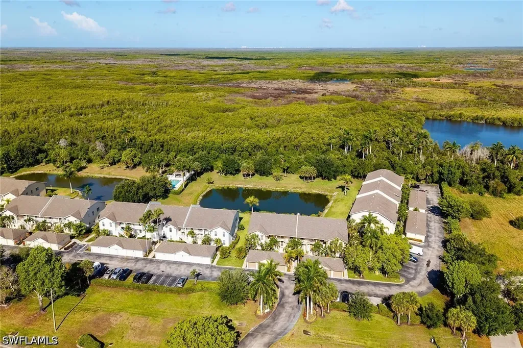 350 Newport Drive Naples FL 34114