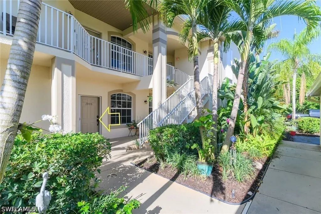 350 Newport Drive Naples FL 34114