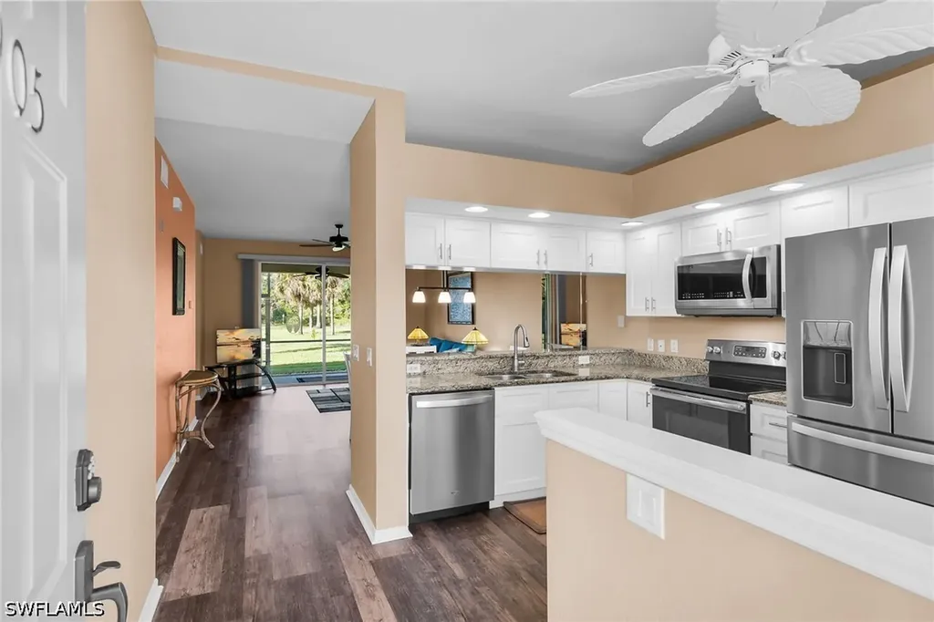 350 Newport Drive Naples FL 34114