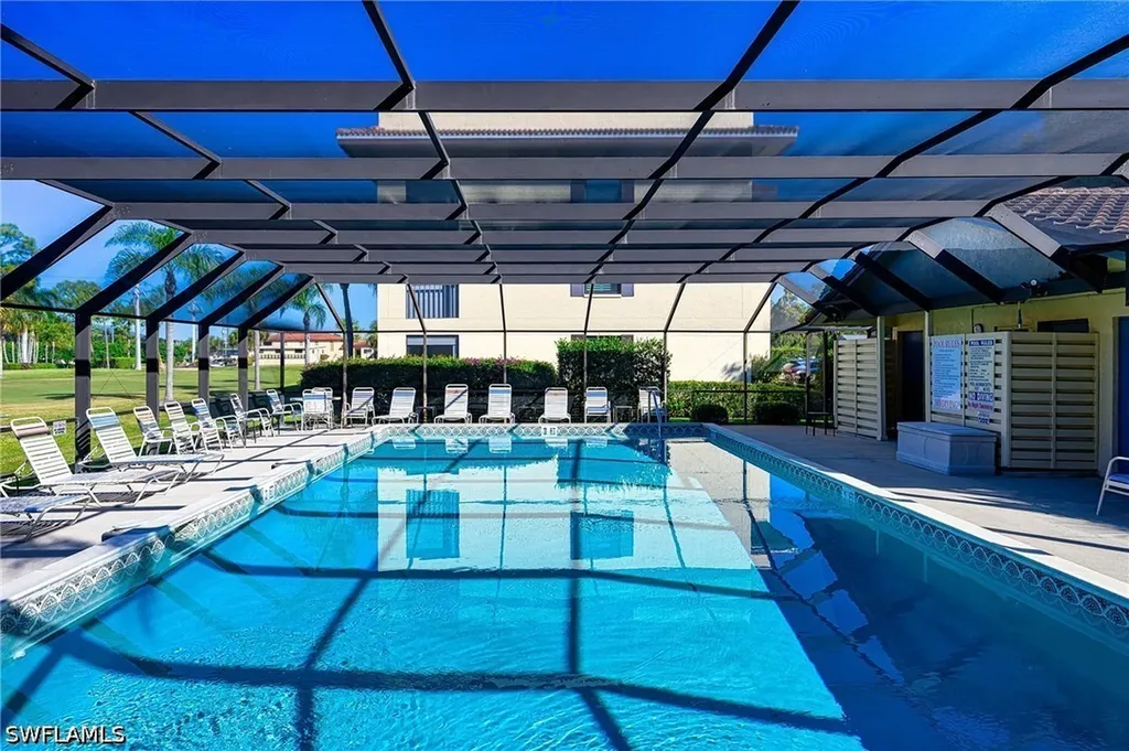 201 Quail Forest Boulevard Naples FL 34105