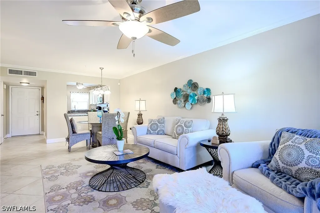 201 Quail Forest Boulevard Naples FL 34105