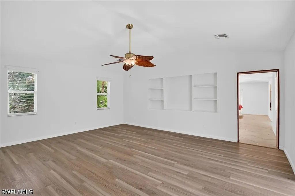 590 6th Street NE Naples FL 34120