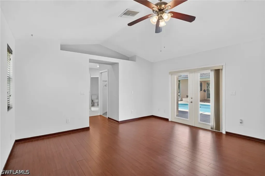 590 6th Street NE Naples FL 34120