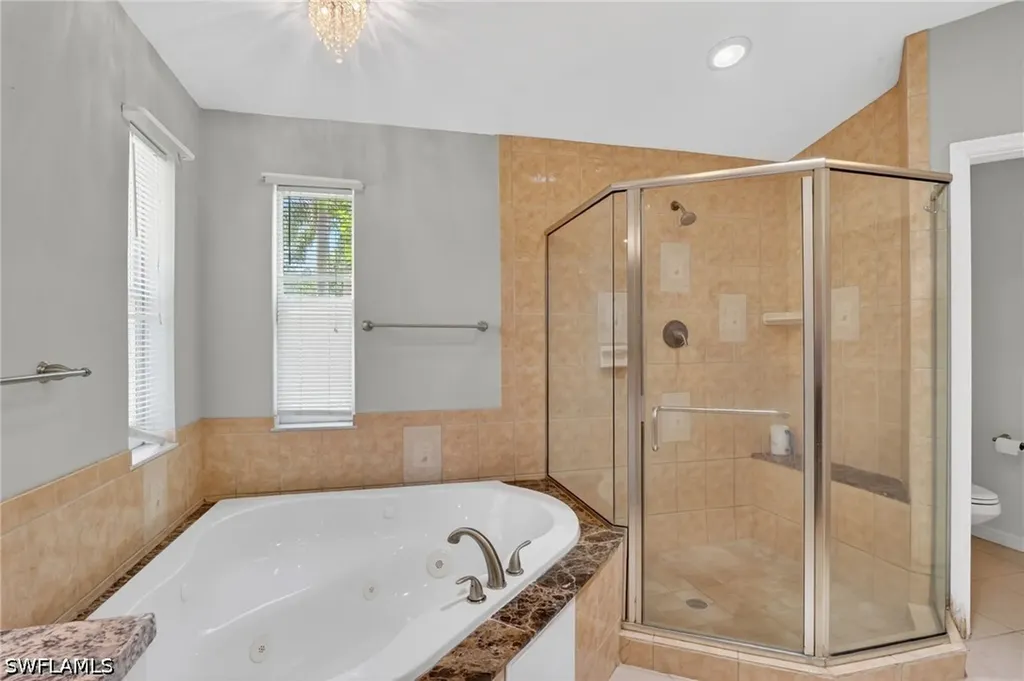 590 6th Street NE Naples FL 34120