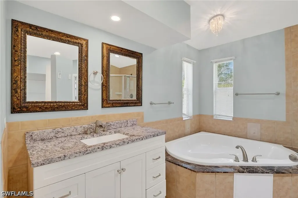 590 6th Street NE Naples FL 34120