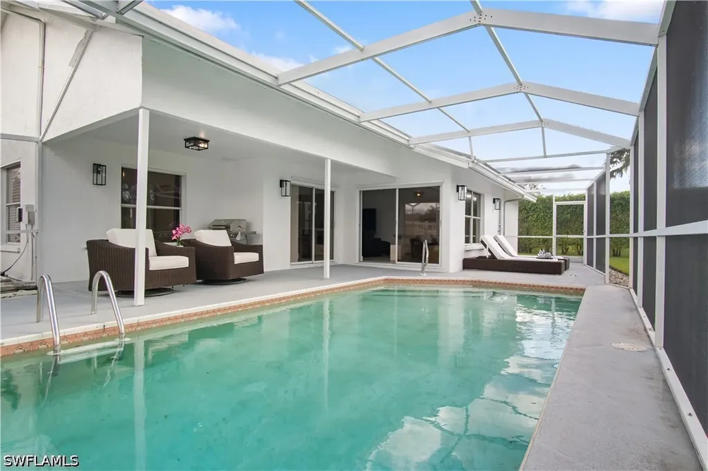 1719 Camelia Lane Naples FL 34105