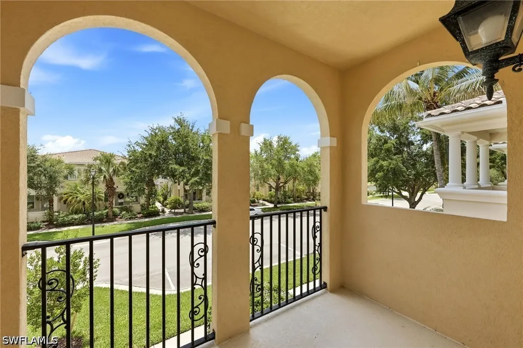 7829 Veronawalk Boulevard Naples FL 34114